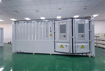 FASTMOVE SOLARCONTAINER Industrial Containerized Storage with distributed storage cabinets and deep cycle LiFePO4 cells